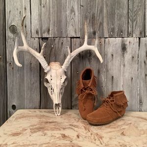 Women’s Minnetonka Double Fringe Moccasins